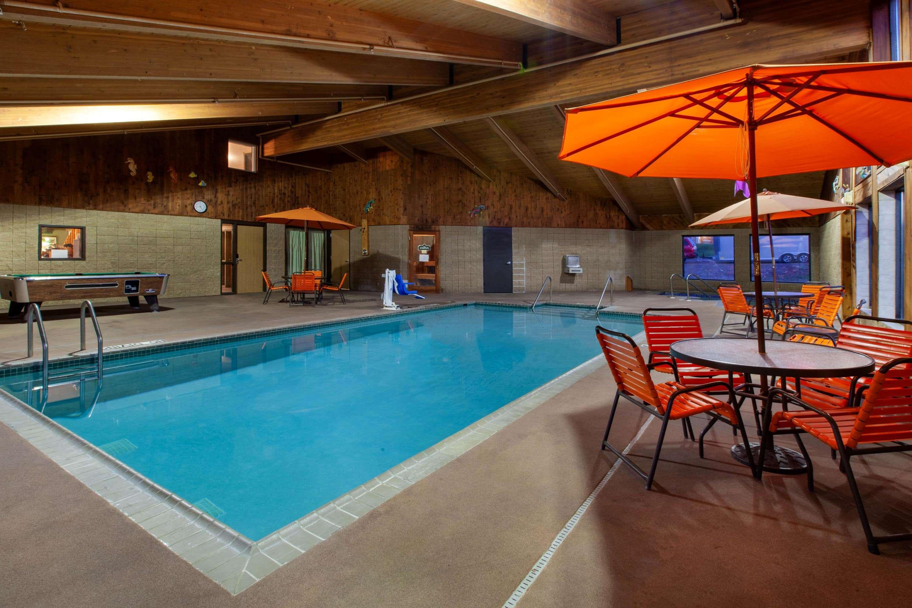 Americinn By Wyndham Iron River Exterior photo